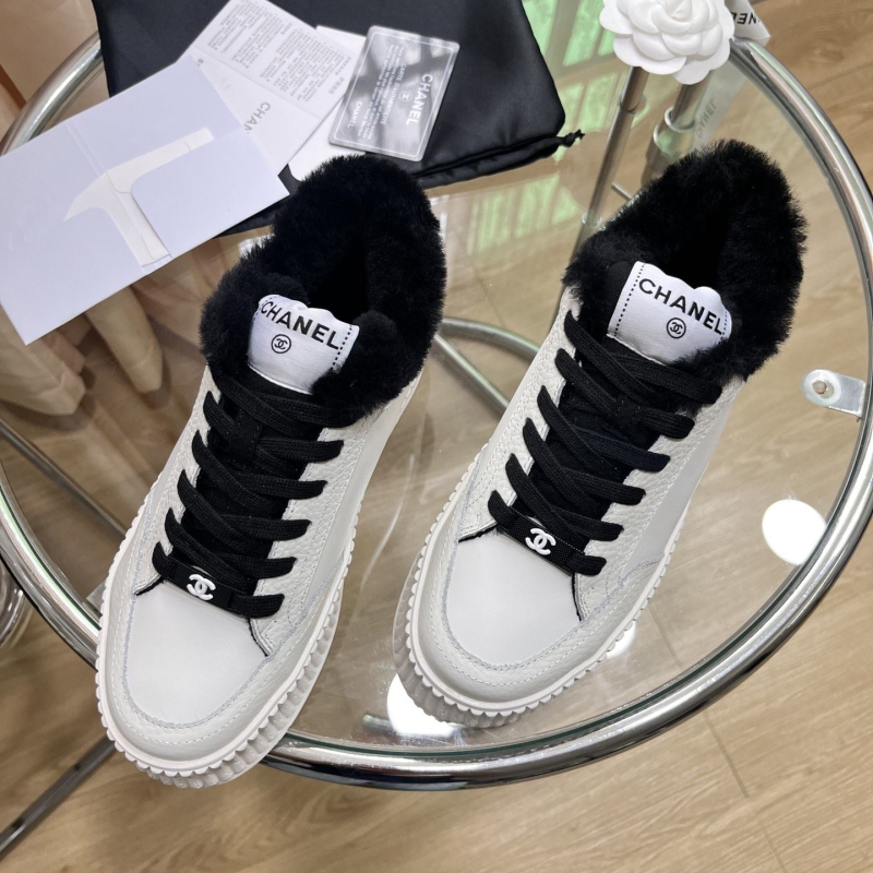 Ch**el sport shoes